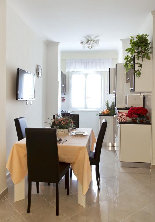 Il Bacio Holidayhouse Best Location For Jubilee 2024-2026 Rome Ruang foto