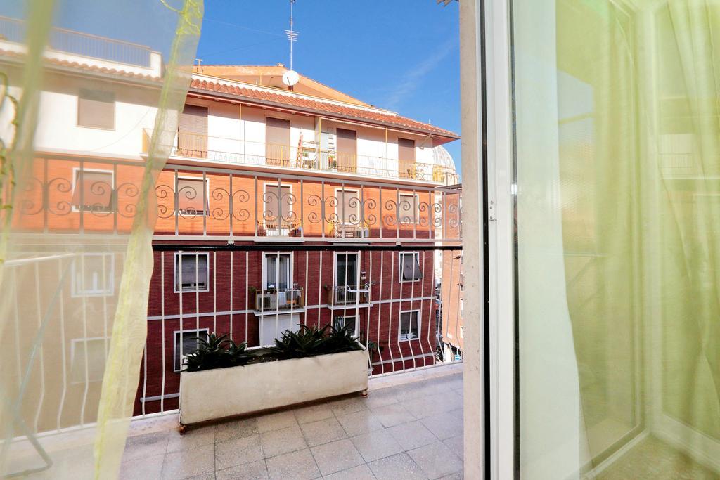 Il Bacio Holidayhouse Best Location For Jubilee 2024-2026 Rome Bagian luar foto