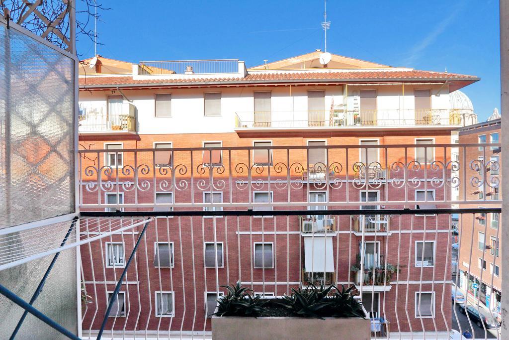 Il Bacio Holidayhouse Best Location For Jubilee 2024-2026 Rome Bagian luar foto
